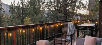 The Colusade 5 Bedroom A-Frame-Panoramic View-Game Room-HotTub