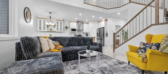 Spacious|4 Beds|Sleeps 10|Near Airport|Family Home