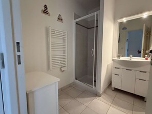 Hair dryer - Apartment near the sea in Fréhel | 4 guests | Ref 355 (FREHEL)