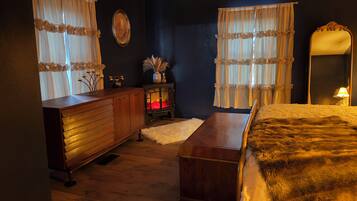 3 bedrooms, desk, free WiFi, bed sheets