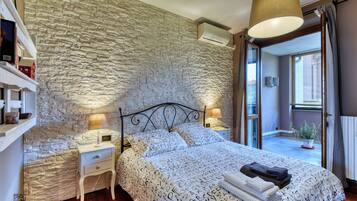 Strykjärn/strykbräda, gratis wi-fi och sängkläder