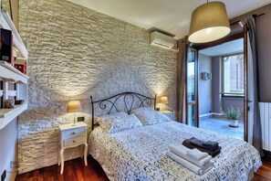 Strykjärn/strykbräda, gratis wi-fi och sängkläder