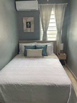 Penthouse, Beachside | Desk, blackout drapes, iron/ironing board, free WiFi - Blue Pearl-4 D'Luxe Beach Retreat (Luquillo)