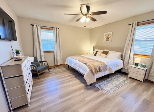 Cozy 1-bedroom apartment in peaceful neighborhood.