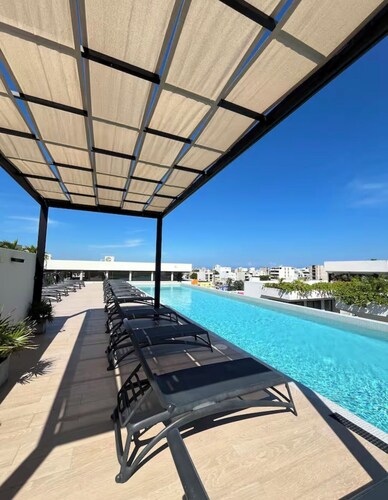 Cozy and secure 3BR Playa Del Carmen Condo—Walk to Beach, Shops & Restaurants
