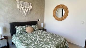 3 chambres, coffres-forts dans les chambres, fer et planche Ă repasser