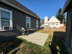 Terrace/patio - Serene 2-bedroom house with AC in Sumner (Sumner)