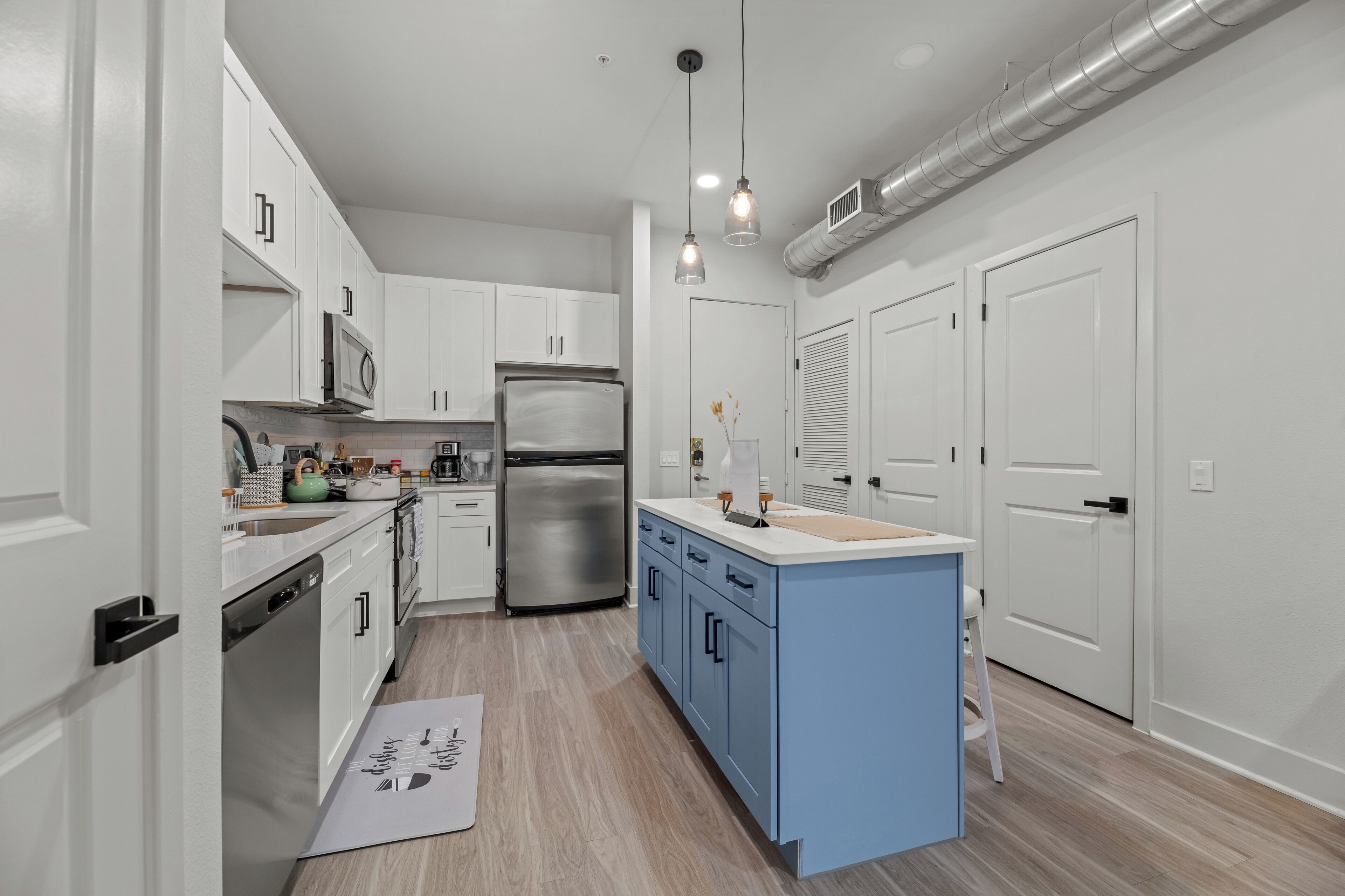 Microwave, oven, stovetop, dishwasher