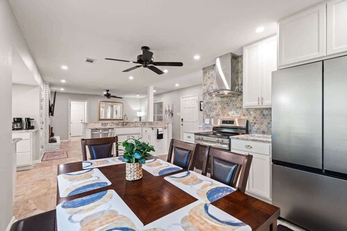 Ellsworth-Newly Remodeled 5BR