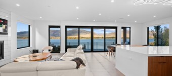 Lakeside Retreat • Lake View • Hot Tub • Snowbasin