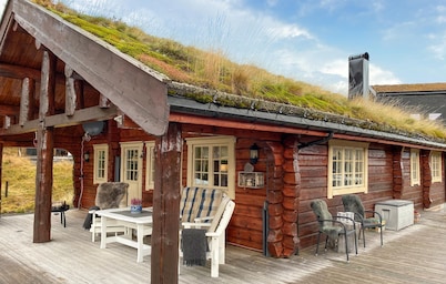 3 bedroom beautiful home in Straumgjerde