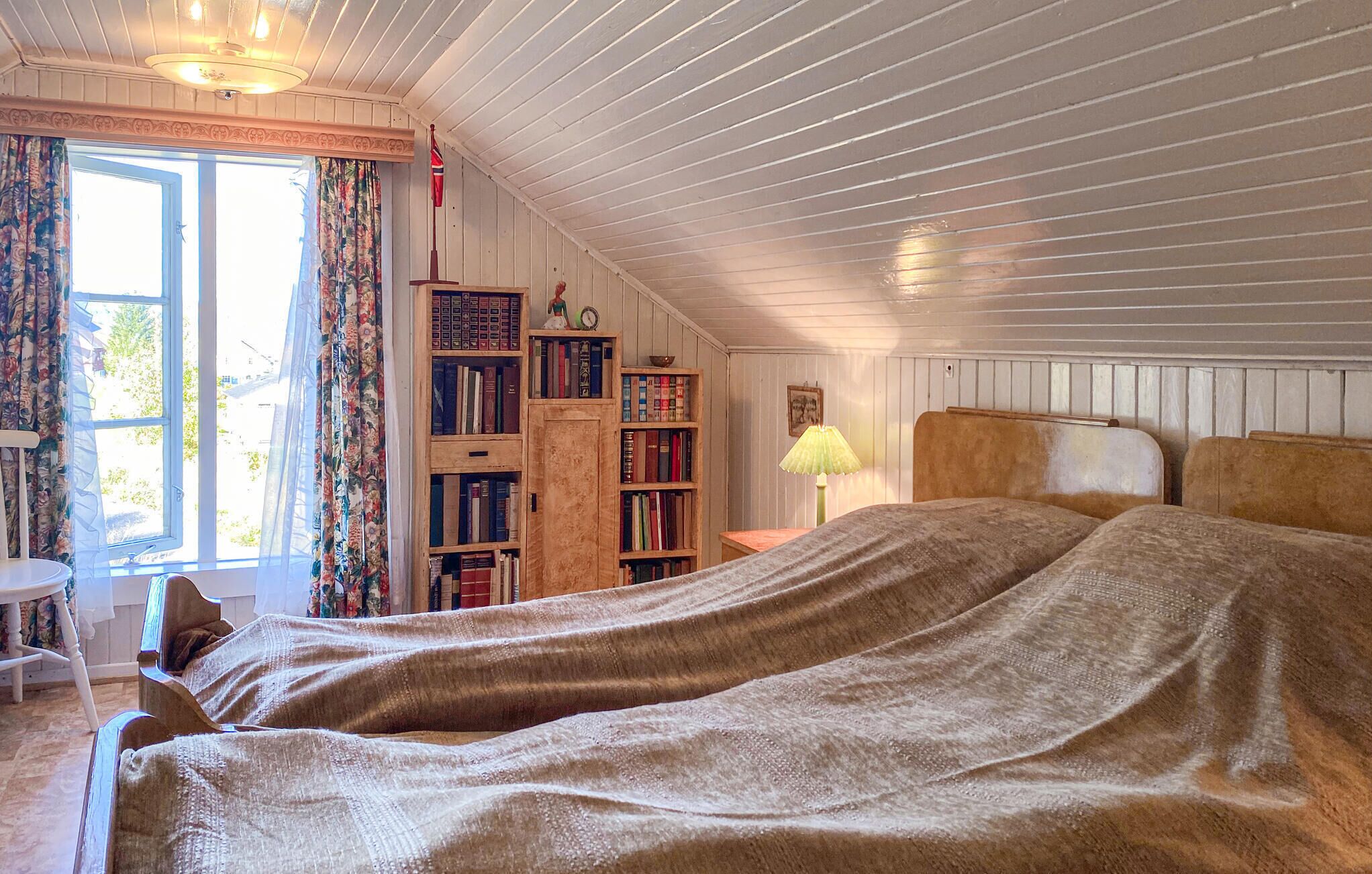 Cuna de viaje y wifi gratis 