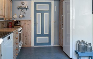 Refrigerador, horno, placa de cocina, lavavajillas