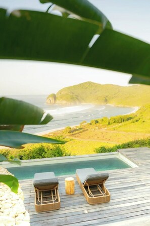 Front of property - Elysian Cove - One bedroom (Sumbawa Barat)