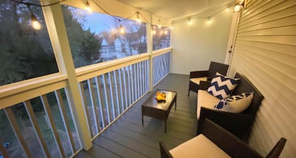 High End Downtown 2-Bed Loft, Pet & Child Friendly