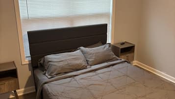 Iron/ironing board, WiFi, bed sheets