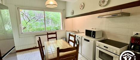 Microones, forn i rentaplats