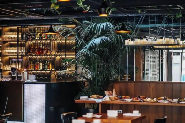 Restaurant - Hotel Twenties Tbilisi - Stay & Dine (Tbilisi)