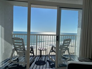 Interior - Oceanfront Romantic  Couples Escape (Myrtle Beach)