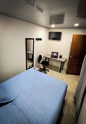 1 chambre, fer et planche à repasser, Wi-Fi