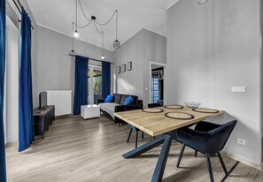 Interior - Wola Industrial Apartment (Warszawa)