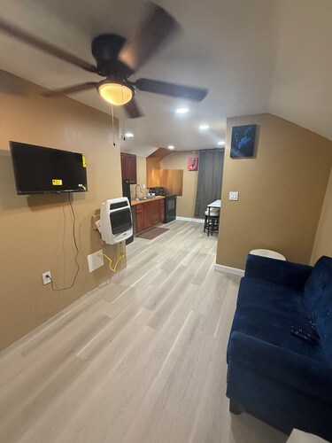 Alma gardens inn - Charming 2-bedroom house with fireplace