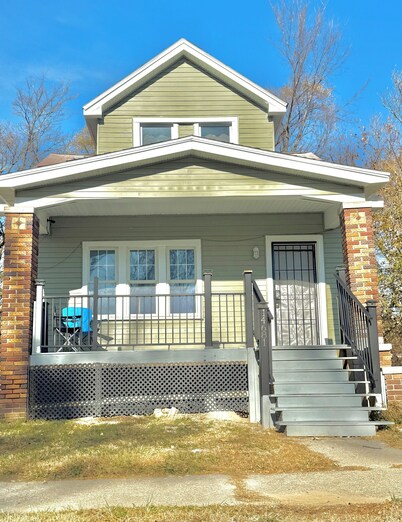 Alma gardens inn - Charming 2-bedroom house with fireplace