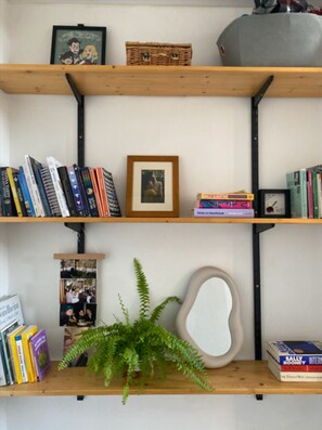 Interior - Artists' London Loft: 2 Bed, 25min from Central London (London)
