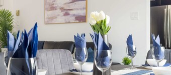 Charming Pet-friendly Summer Stay w/ Parking