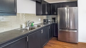 Apartment (3 Bedrooms) | Interior - Charming Pet-friendly Summer Stay w/ Parking (Kawartha Lakes)