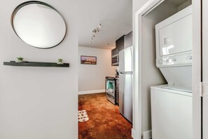 Interior - Modern 2BR Condosteps From Stampede Park (Calgary)