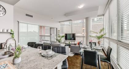 Modern Condo w/ Balcony - Steps From Stampede Park