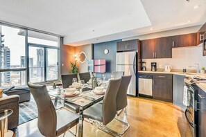 Interior - Downtown Condo w Incredible Views and BBQ (Calgary)