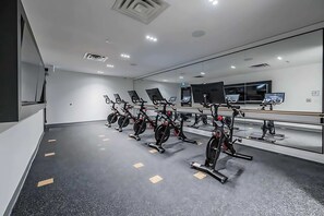 Apartment (1 Bedroom) | Interior - Newly Built 22nd Floor Condo w Stunning Views (Kitchener)