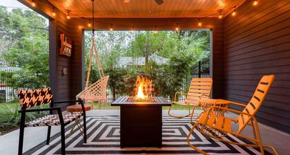 Electric Disco Den 6 Min Walk to Rainey St