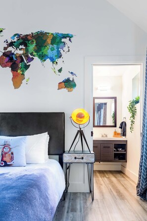 House (3 Bedrooms) | Interior - Modern East Austin Stay Near Plaza Saltillo Stn (Austin)