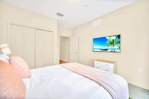Interior - Upstay: Stylish 3BR Condo w Pationear Disney (Winter Garden)