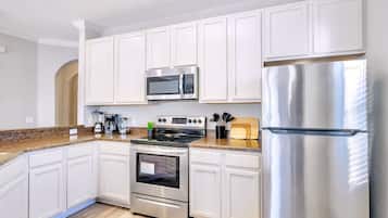 Apartment (3 Bedrooms) | Interior