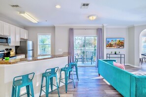 Apartment (3 Bedrooms) | Interior - Upstay Condo Near Disney w Pool & Sauna (Winter Garden)