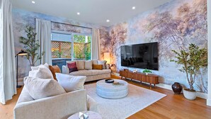 House (4 Bedrooms) | Interior - Luxury Group Retreat - Pool, Hot Tub, EV Charger (Austin)