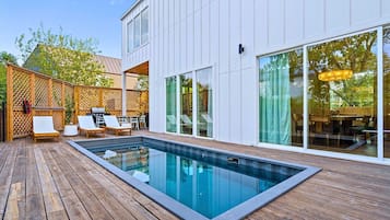 Nhà (4 Bedrooms) | Mặt tiền nơi lưu trú