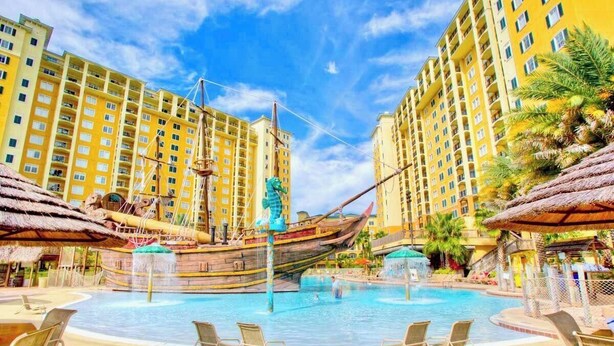 Apartment (2 Bedrooms) | Interior - Upstay: Family-friendly Getaway With Spa & Pool (Orlando)