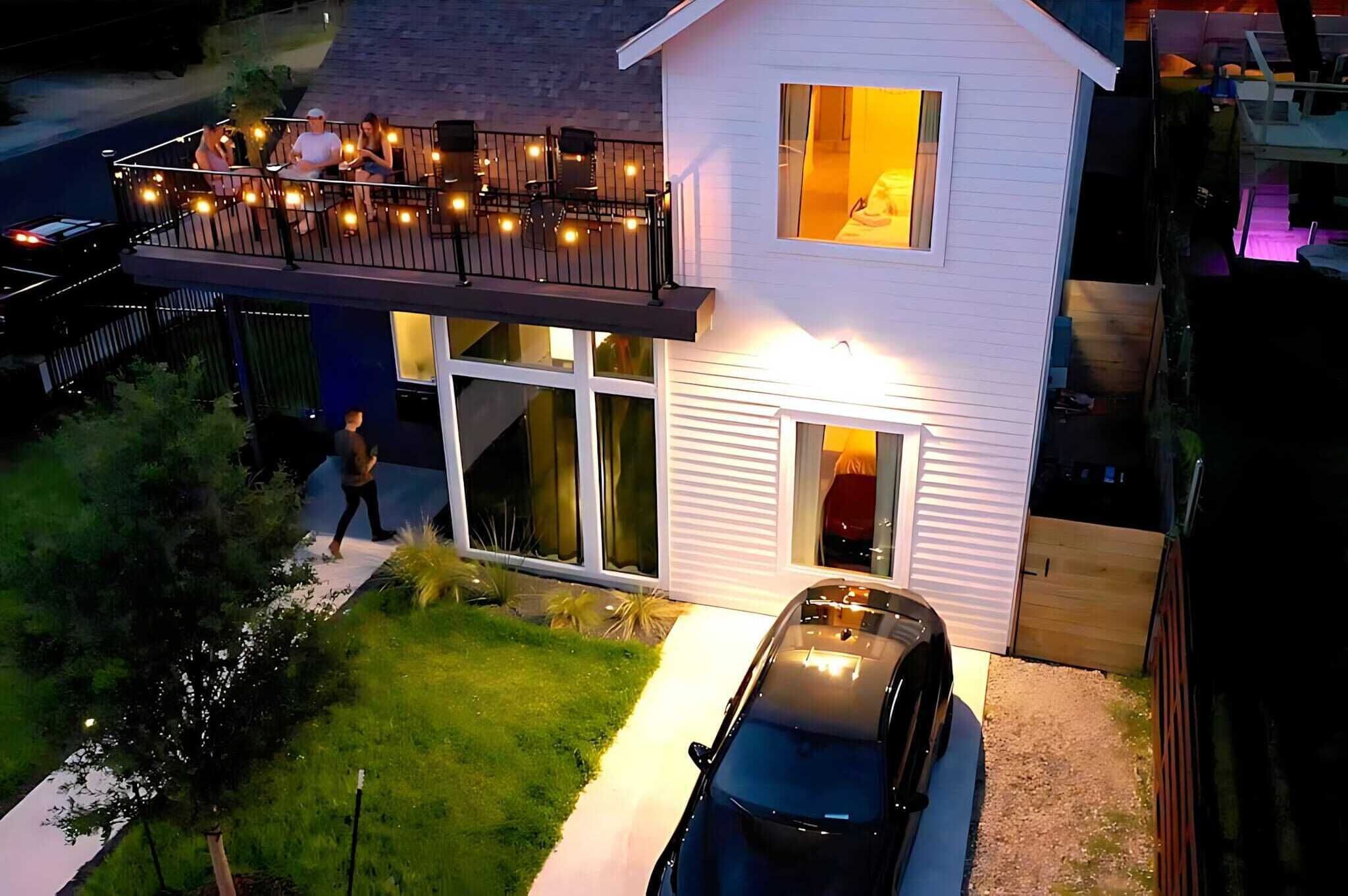 House (6 Bedrooms) | Interior