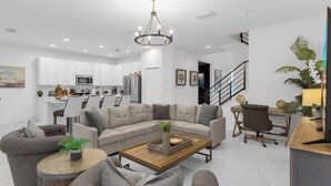 Interior - Family Resort Homegame Room, Cinema & Theme Rooms (Kissimmee)