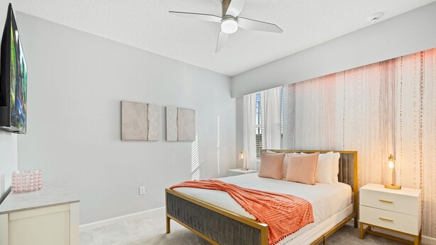 Interior - Upstay: 15br Villa w Games Room, Pool & Cinema (Kissimmee)