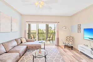 Interior - Upstay: Condo Near Disney w Games, Pool (Winter Garden)
