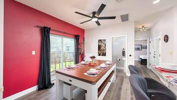 Villa (4 Bedrooms) | Interior