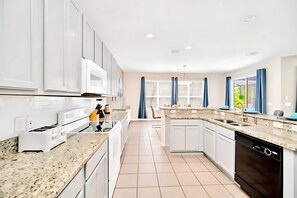 Casa (6 Bedrooms) | Interior