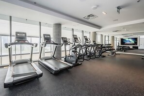 Interior - Stylish 1BR Condo w Balcony & Skyline Views (Kitchener)