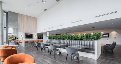 Stylish 1BR Condo w Balcony & Skyline Views
